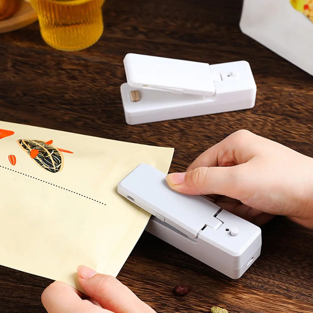 2 IN 1 Mini Bag Sealer Heat Sealers With Cutter Knife Rechargeable Portable